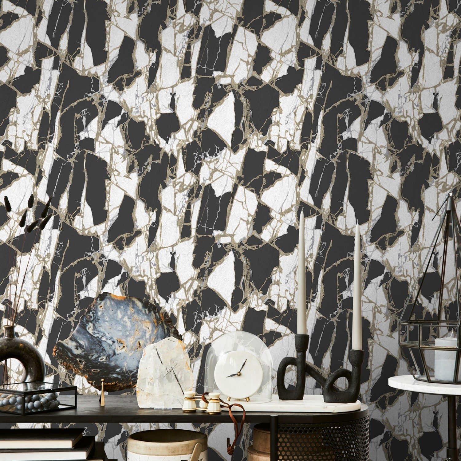 Обои  флиз. "Эрисманн" Lava 60631-06 10х1.06м *6 Обои  флиз. "Эрисманн" Lava 60631-06 10х1.06м *6