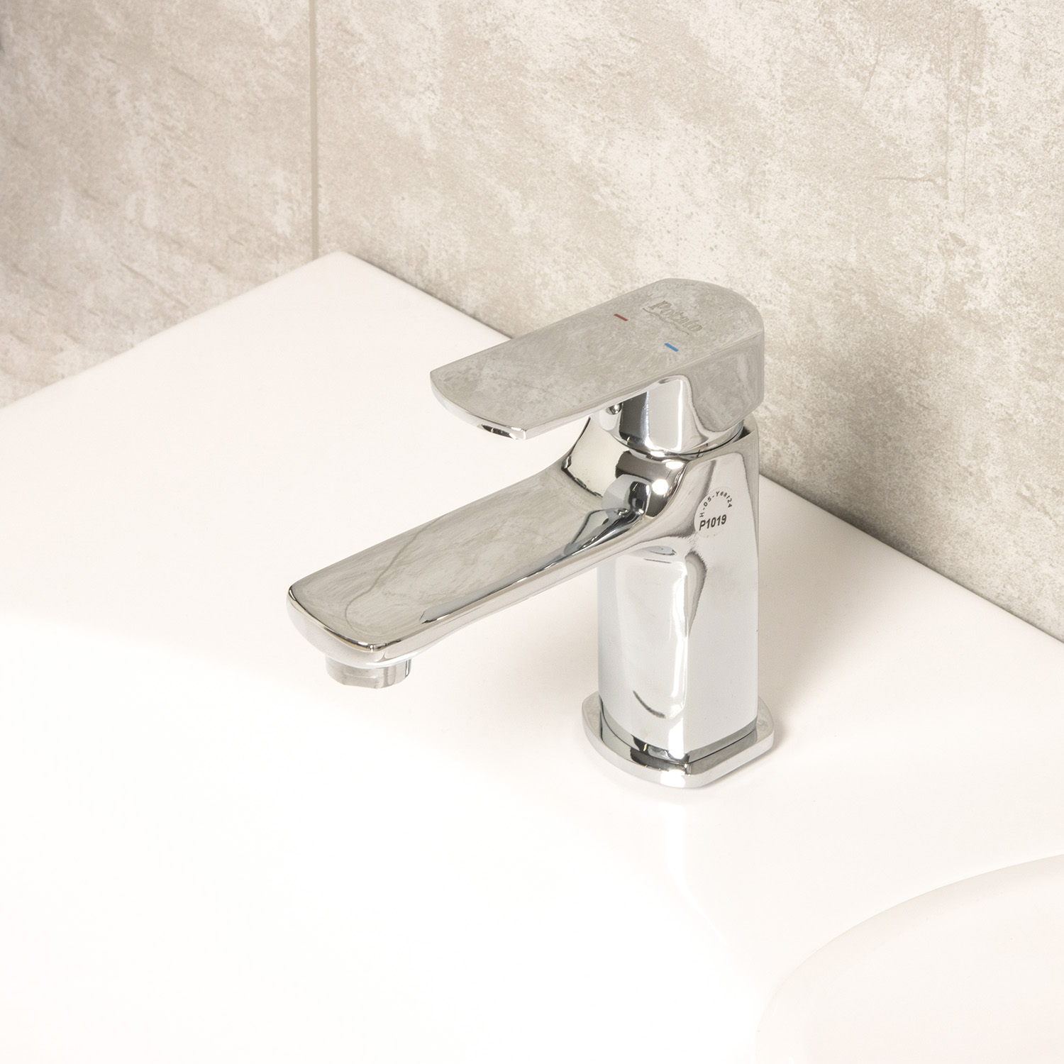 Смеситель для умывальника Potato P1019 *1/10