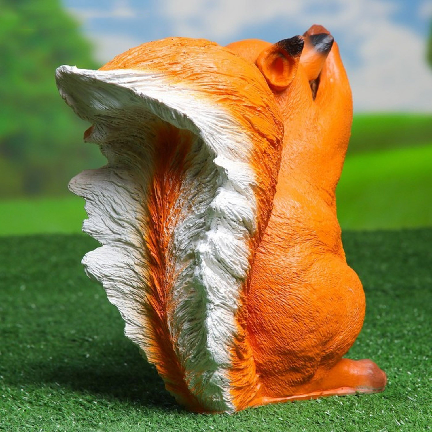 Садовая фигура "Белка с шишкой" 12*27*28 см 1090063