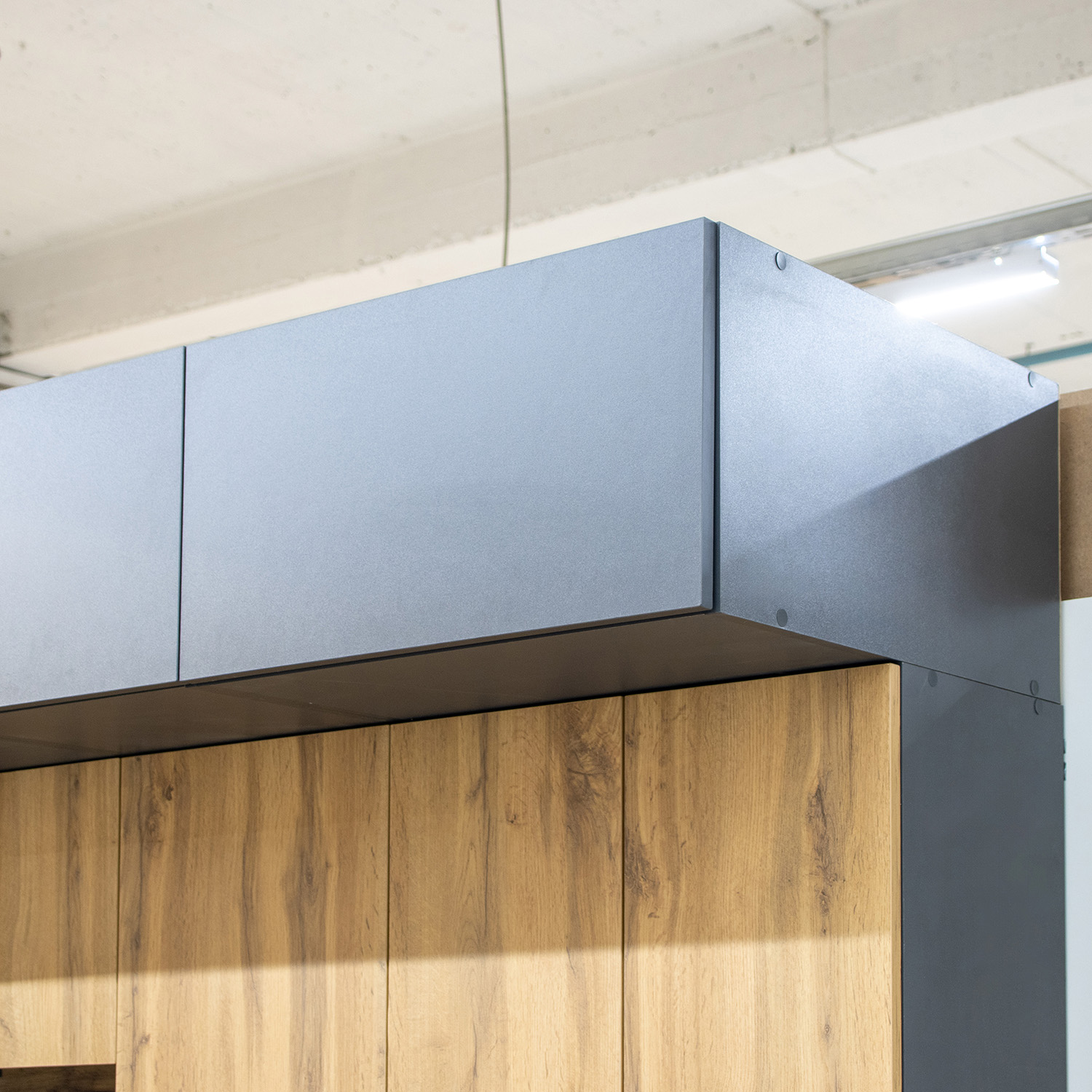 Шкаф навесной 600х300х550 мм BROZEX-WOOD Next, 3 ярус, графит / дуб вотан