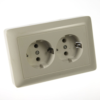Розетка "Хит" СП 2-мест. белая з/к евро РС16-232(236)-б *10/68