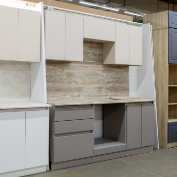 Шкаф навесной 600х676х290 мм BROZEX-WOOD Эрика, с двумя дверцами, светло-бежевый / ясень капучино софт