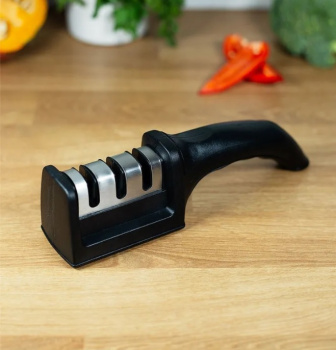 Ножеточка в пластм. корпусе, нерж./керамич.точ.элемент,3-х ур.заточка AST-004-НТ-001 "ASTELL" *1/72