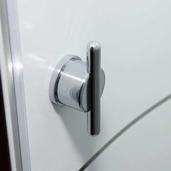 Кабина душевая 90х90х215 см Triton, низкий поддон, стекло полосы, белый